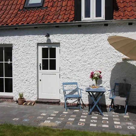 Hébergement de vacances Omi-zingst - Haus Dora *